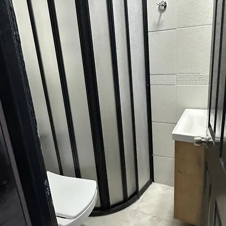 Gazde/Camere de închiriat Rad